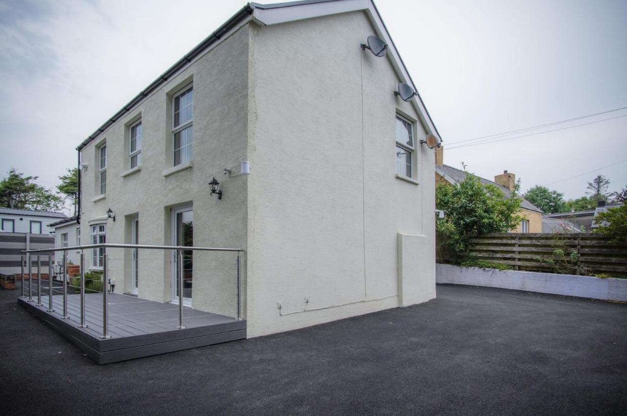 Pendeilo Villa - 5 Bedroom Holiday Home - Amroth Exterior photo