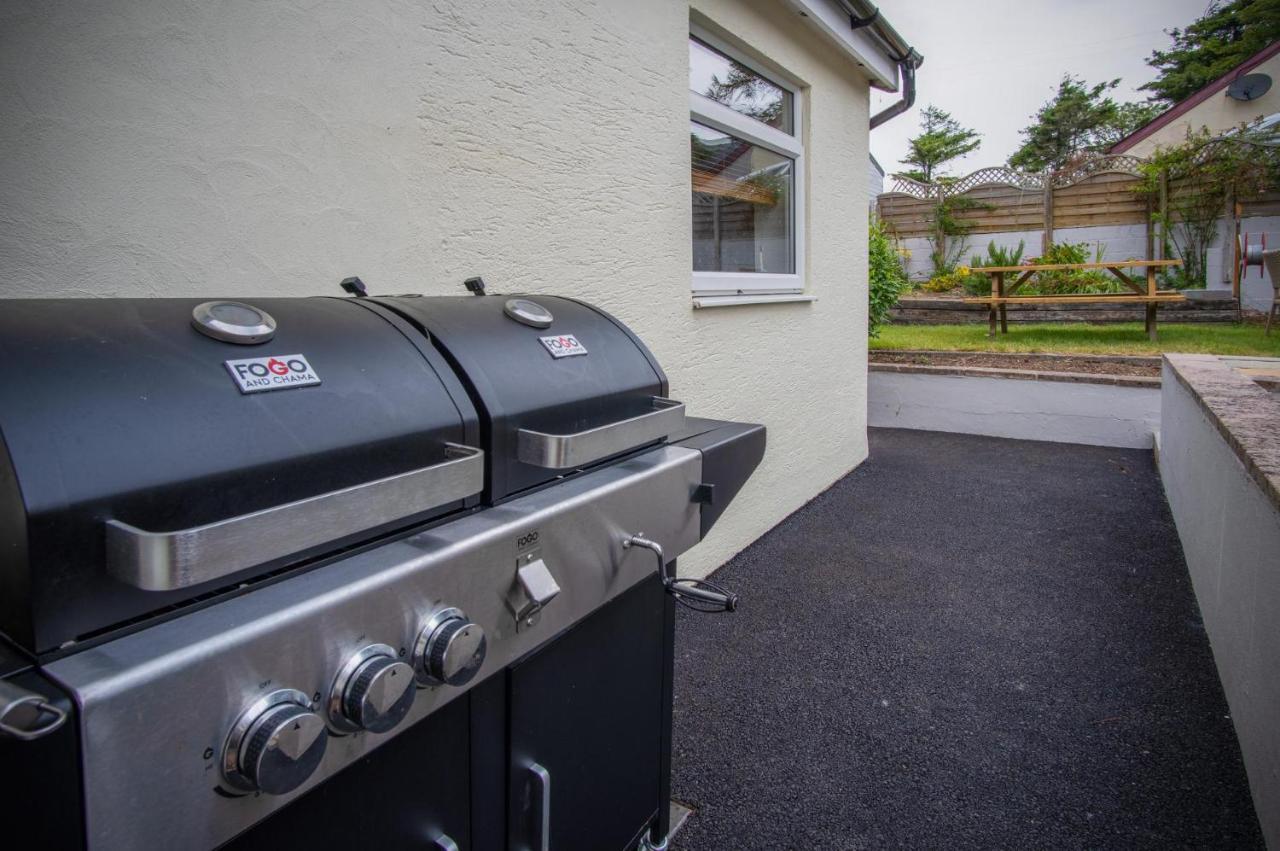 Pendeilo Villa - 5 Bedroom Holiday Home - Amroth Exterior photo